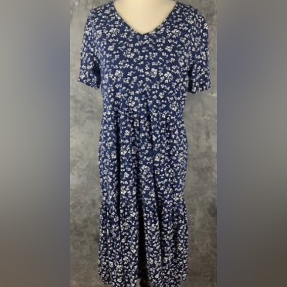 J. Crew Dresses & Skirts - J.Crew blue & White floral tiered, v-neck, ditzy floral, midi dress SZ M